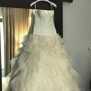 Winnie Couture Bridal Gown-Avianna 3246